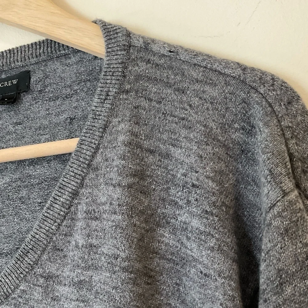 J Crew V-Neck Pullover Sweater, 100% Cotton, Size Large​​​​​​​​